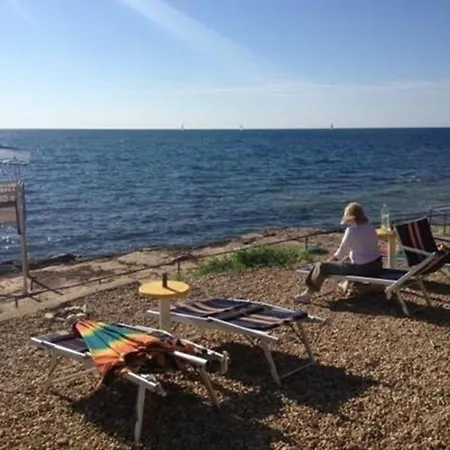 Holiday home In Mit Terrasse, Whirlpool Und Garten *